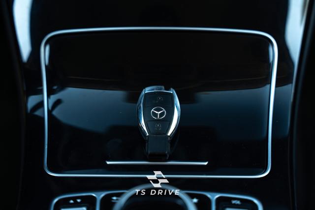 Carrinha premium usada: Classe C, Série 3 Touring ou A4?