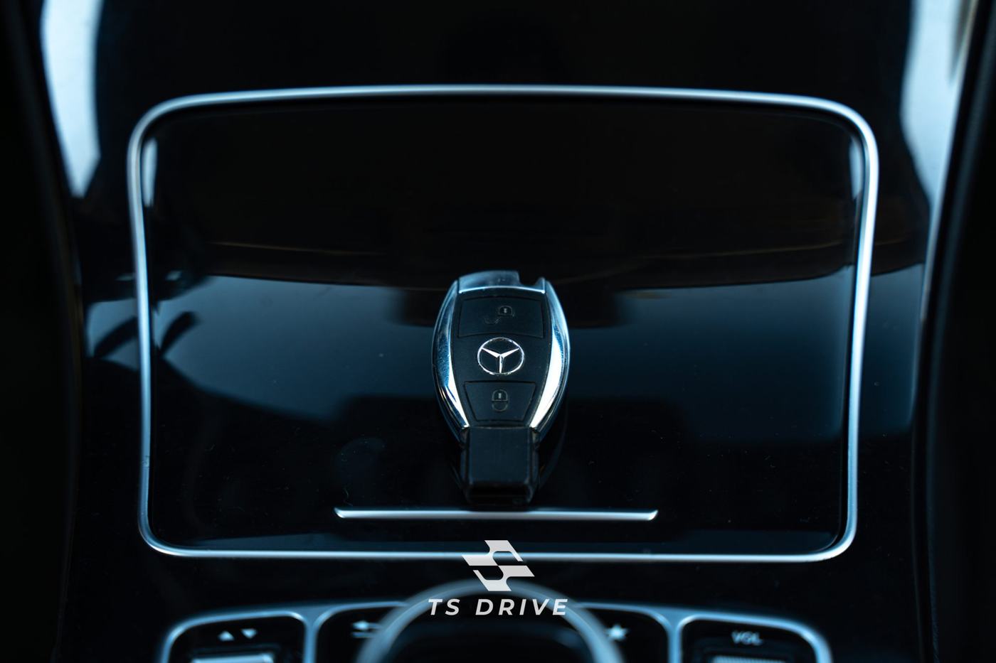 Carrinha premium usada: Classe C, Série 3 Touring ou A4?