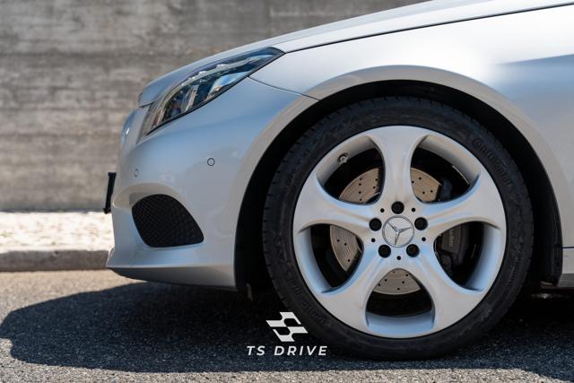 Mercedes-Benz E 220 d Coupé, foto 7