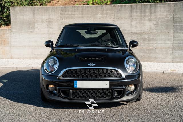 MINI Cooper S 3 Portas, foto 3