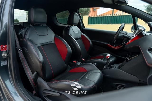 Peugeot 208 GTi (cinzento), foto 14