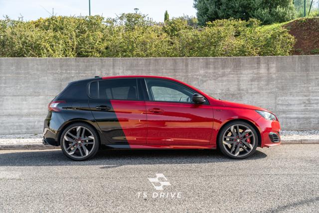 Peugeot 308 GTi 272 cv, foto 3