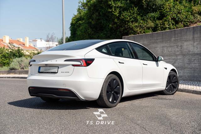 Tesla Model 3, foto 4