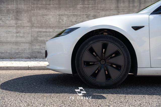 Tesla Model 3, foto 6