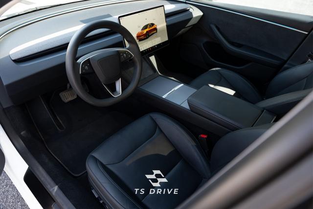 Tesla Model 3, foto 9