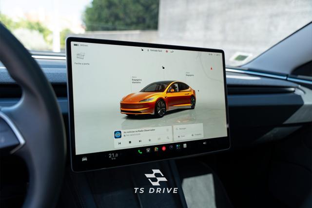Tesla Model 3, foto 10