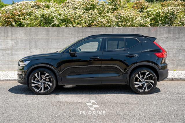 Volvo XC40 T5 Twin Engine R-Design, foto 2
