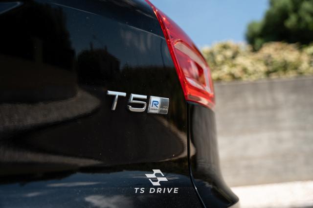 Importar um Volvo XC40 plug-in: atenção à autonomia