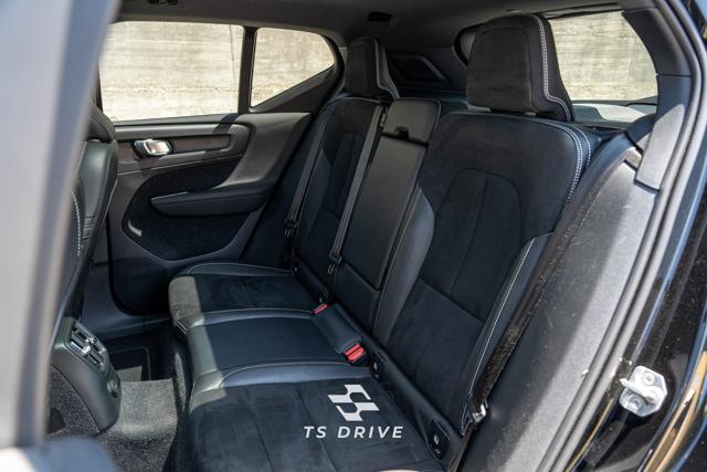 Volvo XC40 T5 Twin Engine R-Design, foto 12