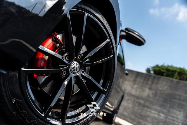 Volkswagen Golf VII GTI, foto 7