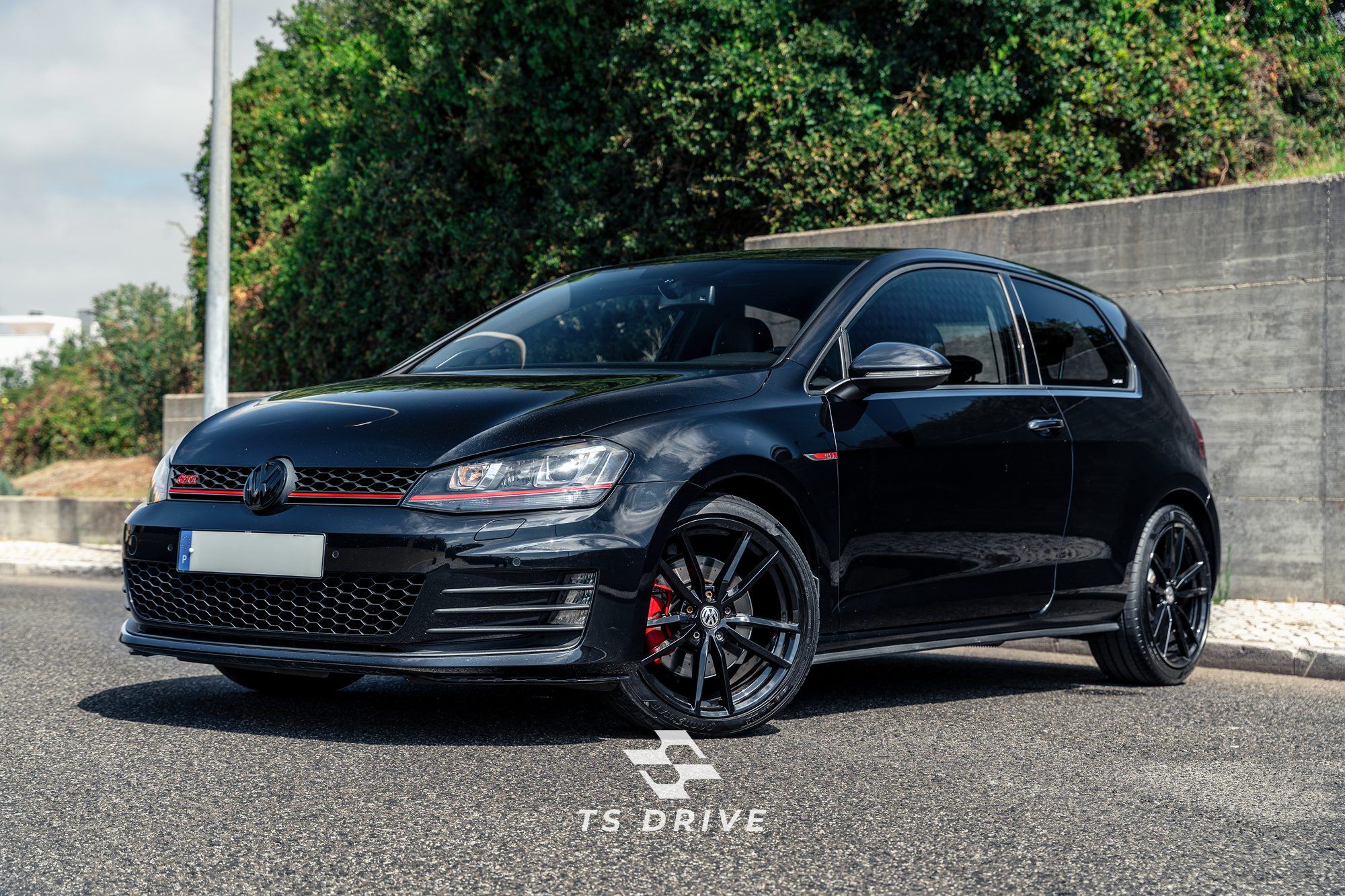 Volkswagen Golf VII GTI vendido pela TS Drive